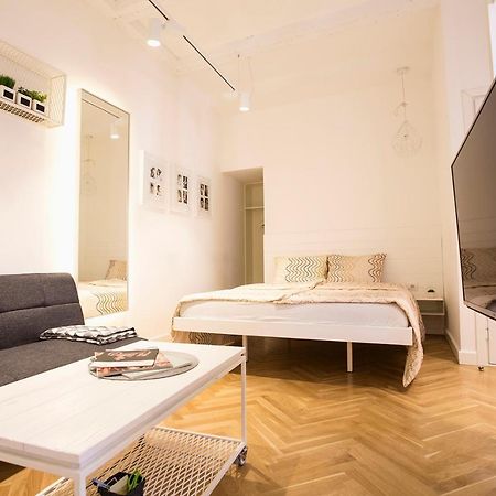 Atomic 1 Apartment เบลเกรด ภายนอก รูปภาพ